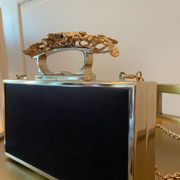 BCBG PURSE — WELL CONDITION $53 - Picture 8 of 8